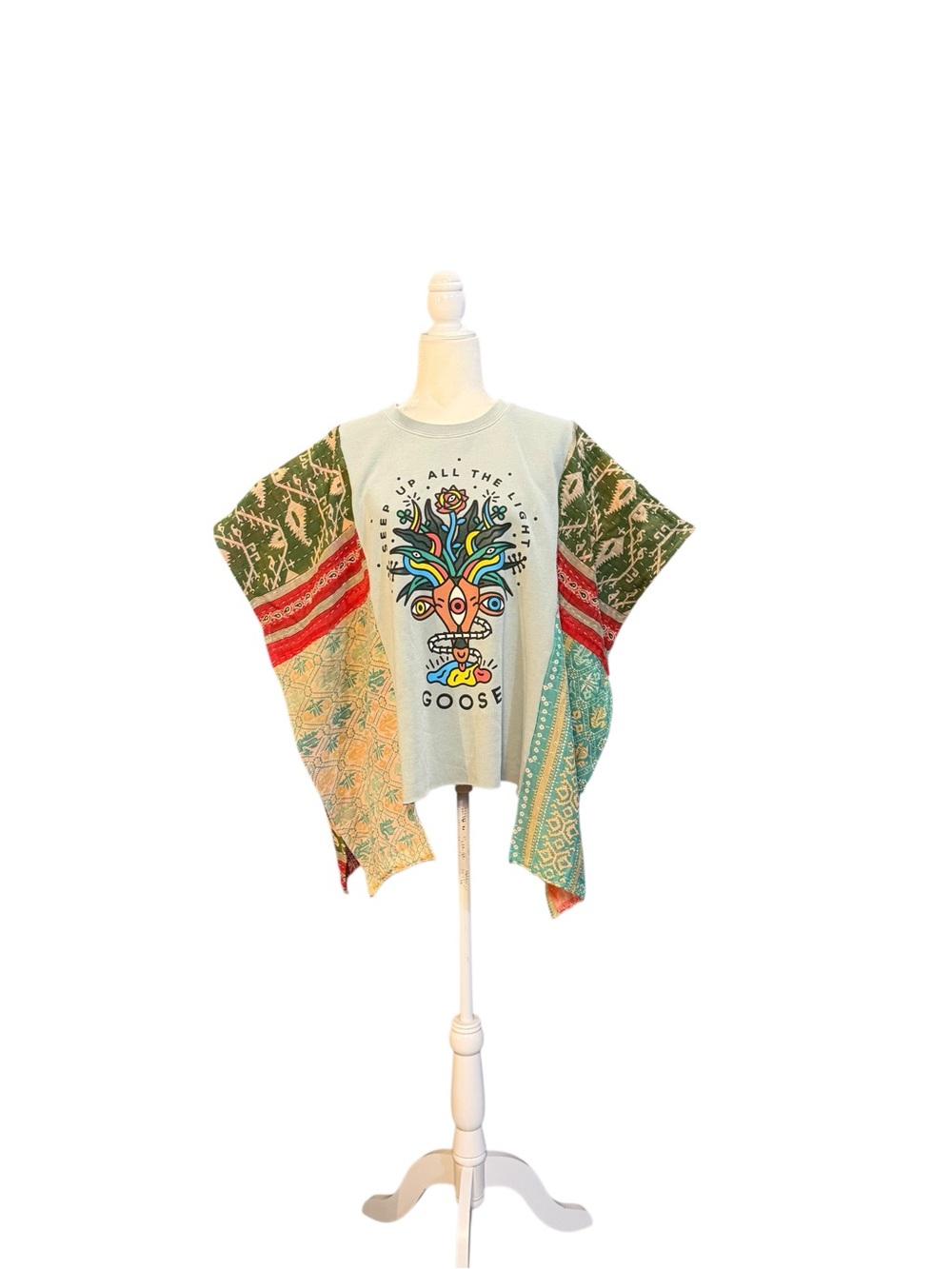 Handcrafted Upcycled GOOSE Kantha Tunic NWT One Size - Picture 7 of 10